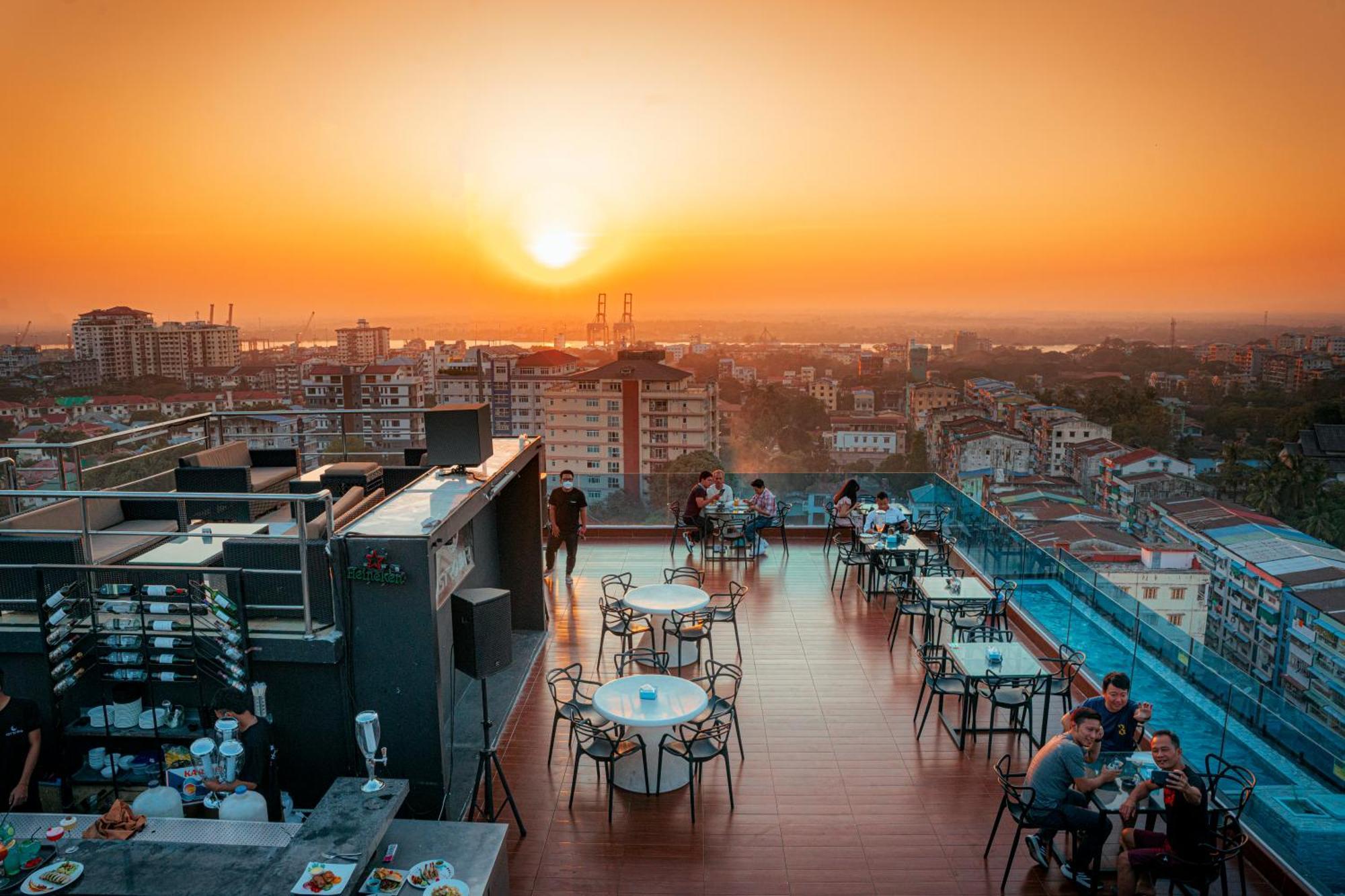 Hotel Sanchaung Yangon Exterior foto