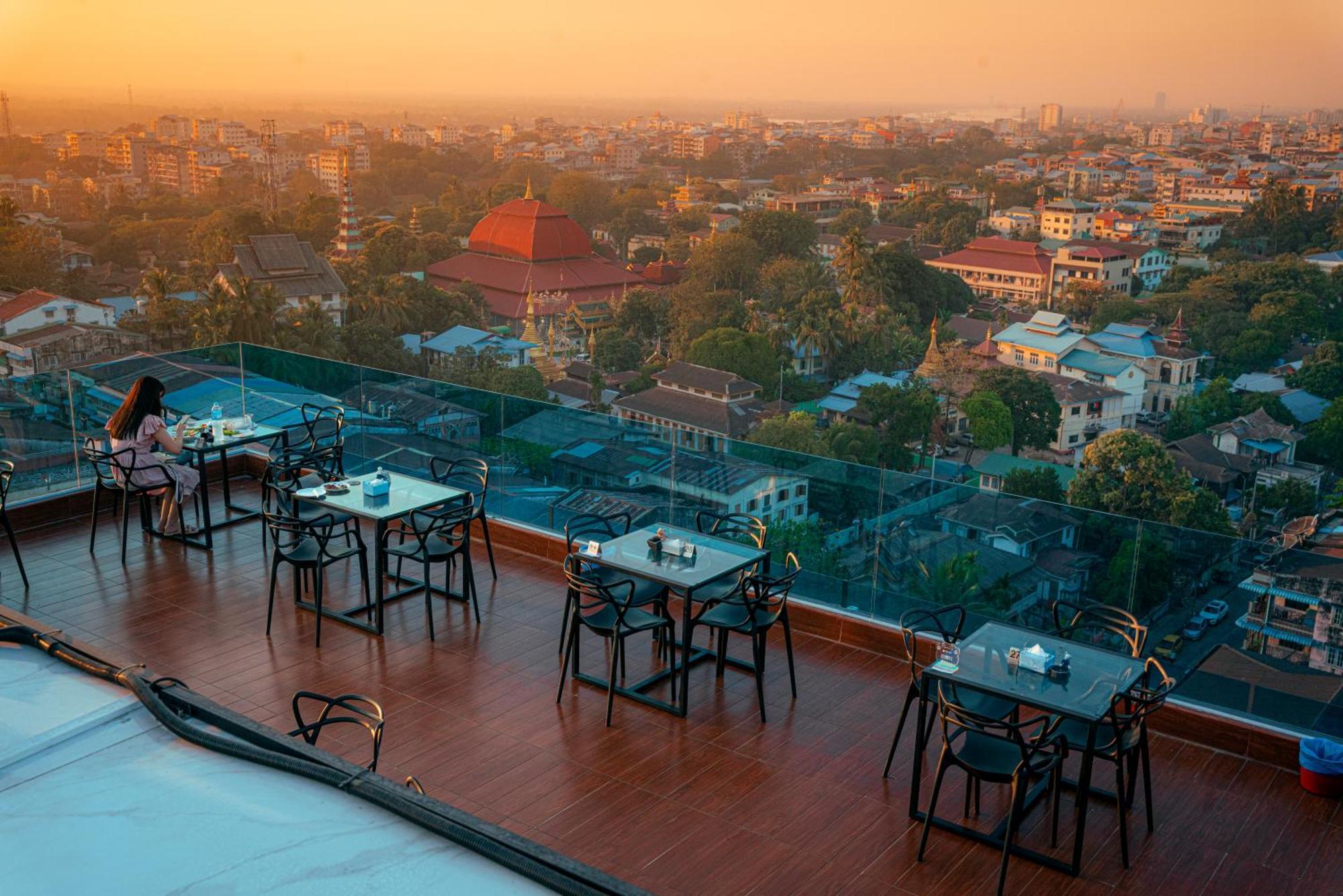 Hotel Sanchaung Yangon Exterior foto