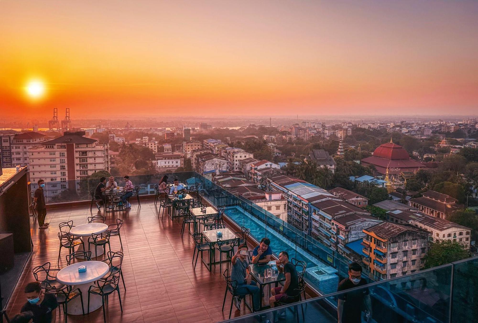 Hotel Sanchaung Yangon Exterior foto