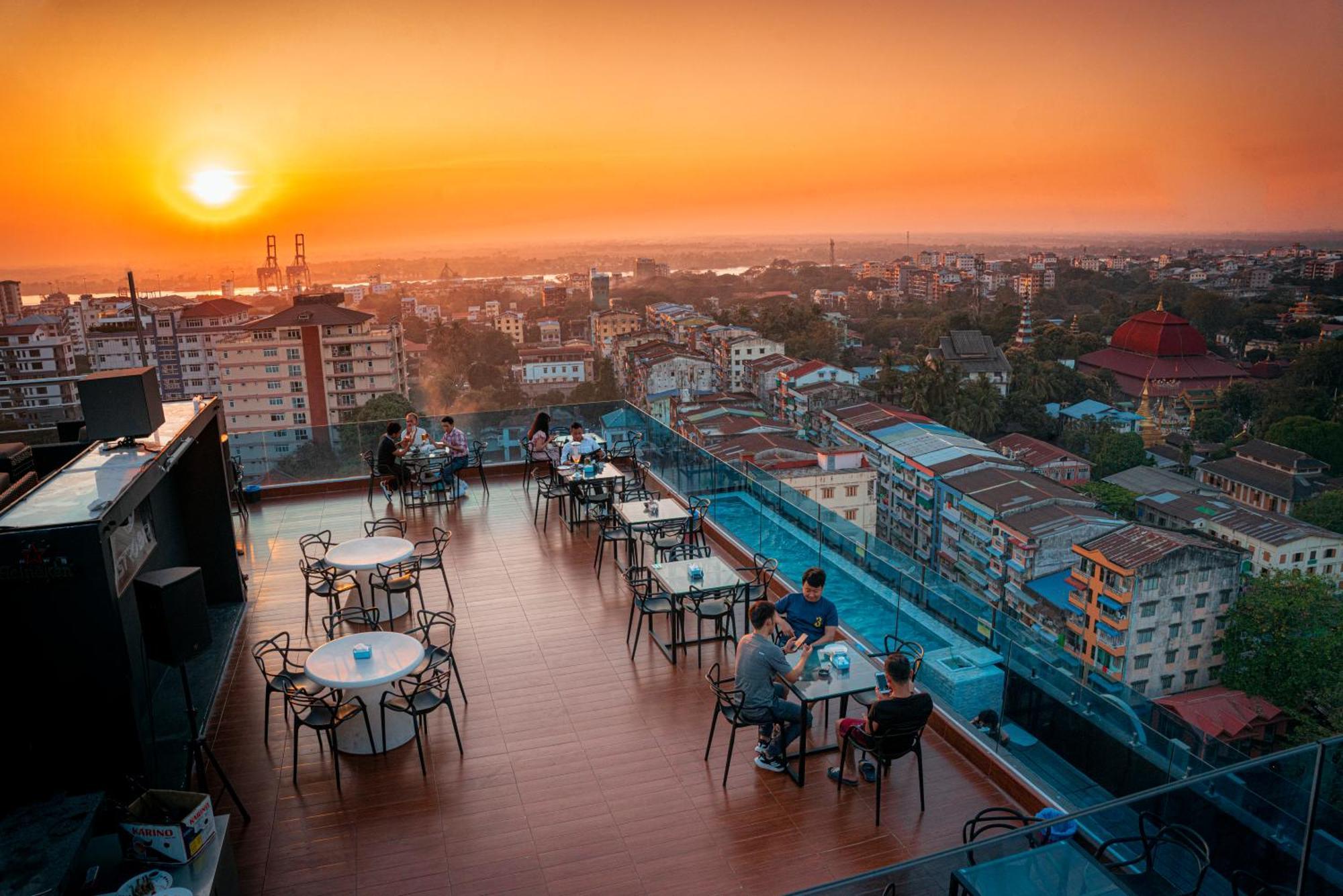 Hotel Sanchaung Yangon Exterior foto